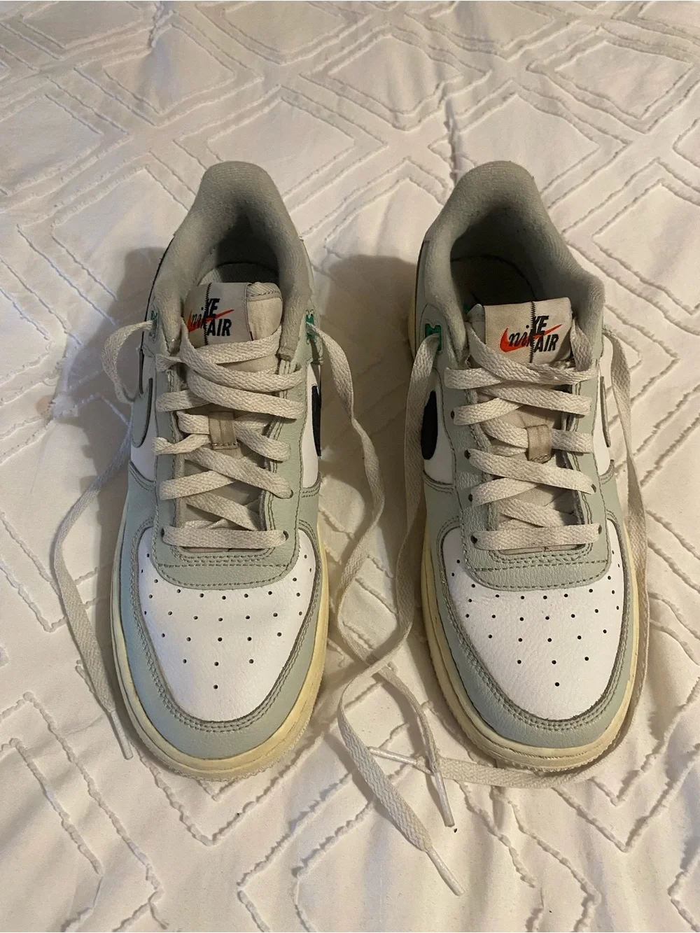 Nike Kids' Air Low-Top Sneakers in White and Light Green